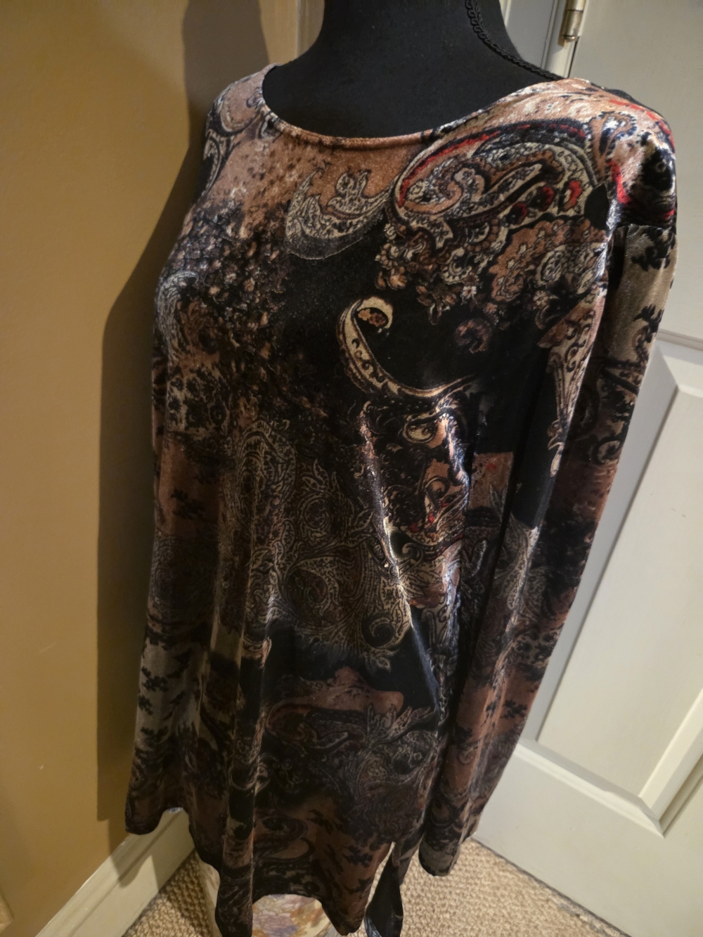 🎨Coldwater Creek Velvet Paisley Tunic — Brown Black Multi